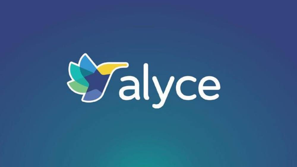 Alyce pitch deck, cover slide