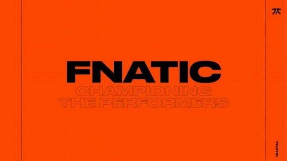 Fnatic pitch deck, cover slide