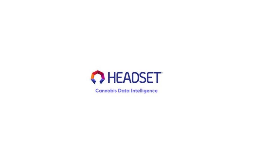 Headset pitch deck, cover slide